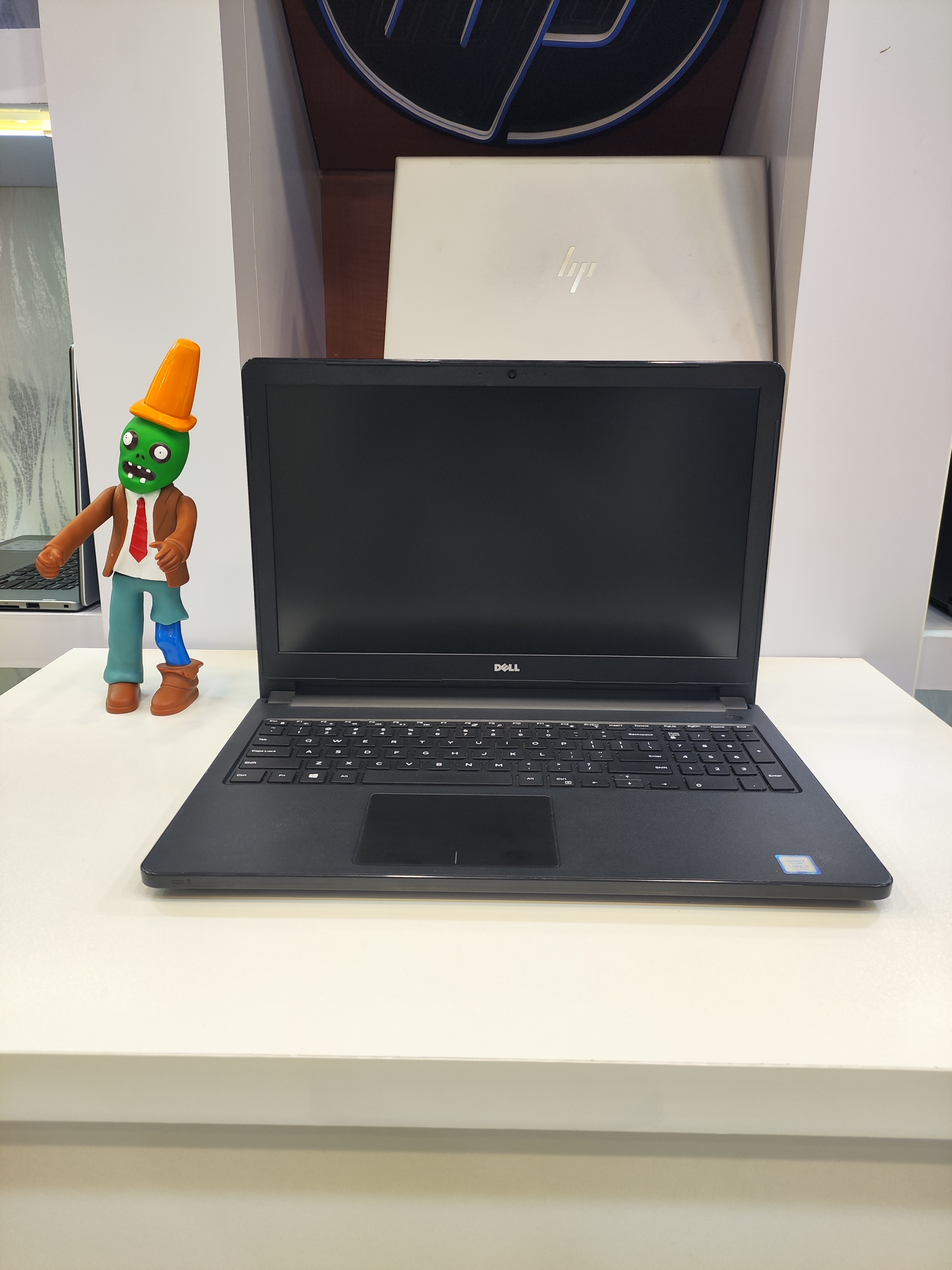 DELL INSPIRON  5566 لپ تاپ دل